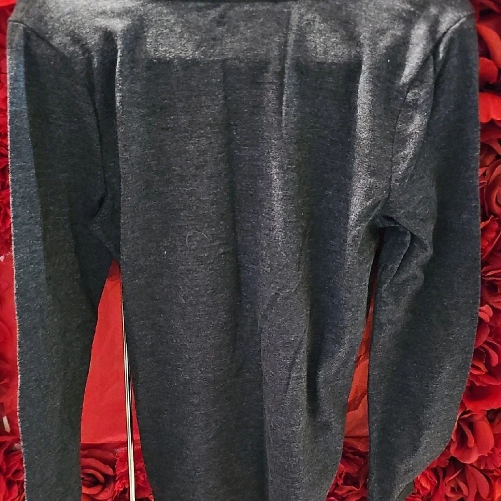 Cat & Jack Black Gray Sequin Heart Kids Long Sleeve Top Size 6/6X